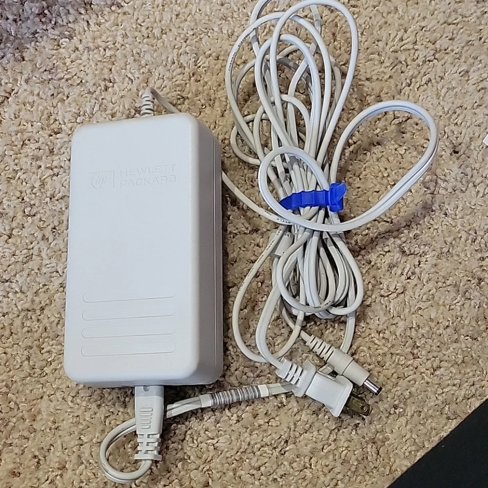 HP AC Power Adapter C6409-60014